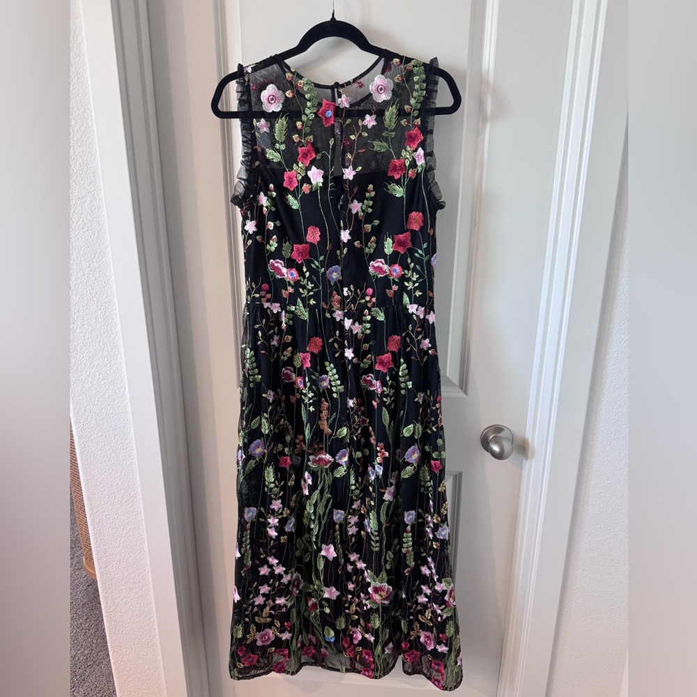 NWOT Aqua Black Floral Mesh Evening Gown - Picture 5 of 13